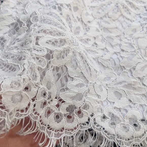 Nanette Brilliant White Ruffle Sleeve Floral Lace Blouse - Picture 8 of 10